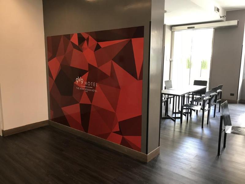 Hotel 9v9